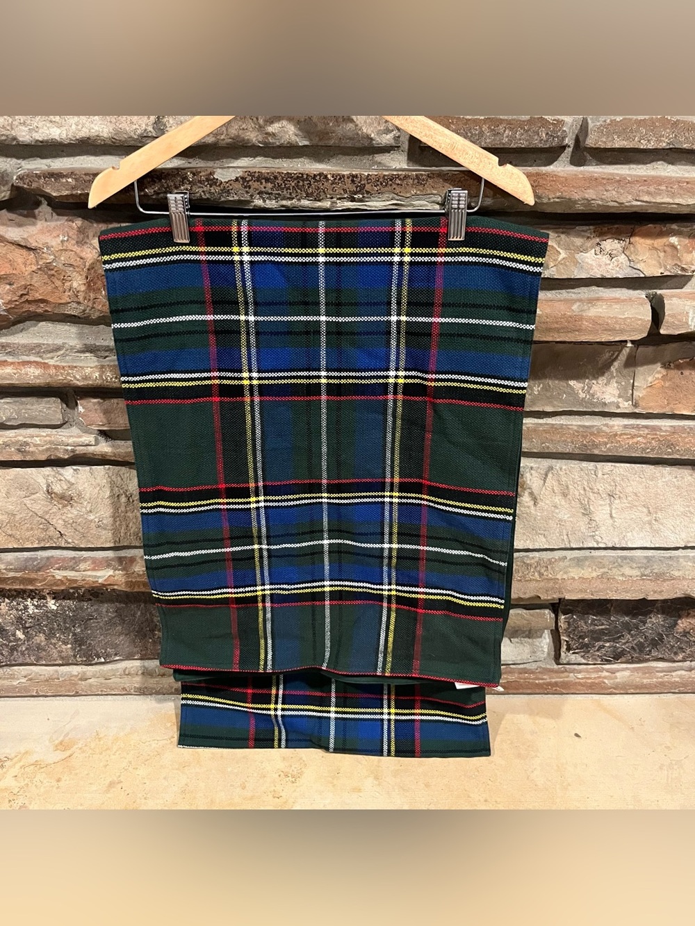 Pottery Barn Green Tartan Plaid Table Runner 100% Cotton 18 in x 108 in